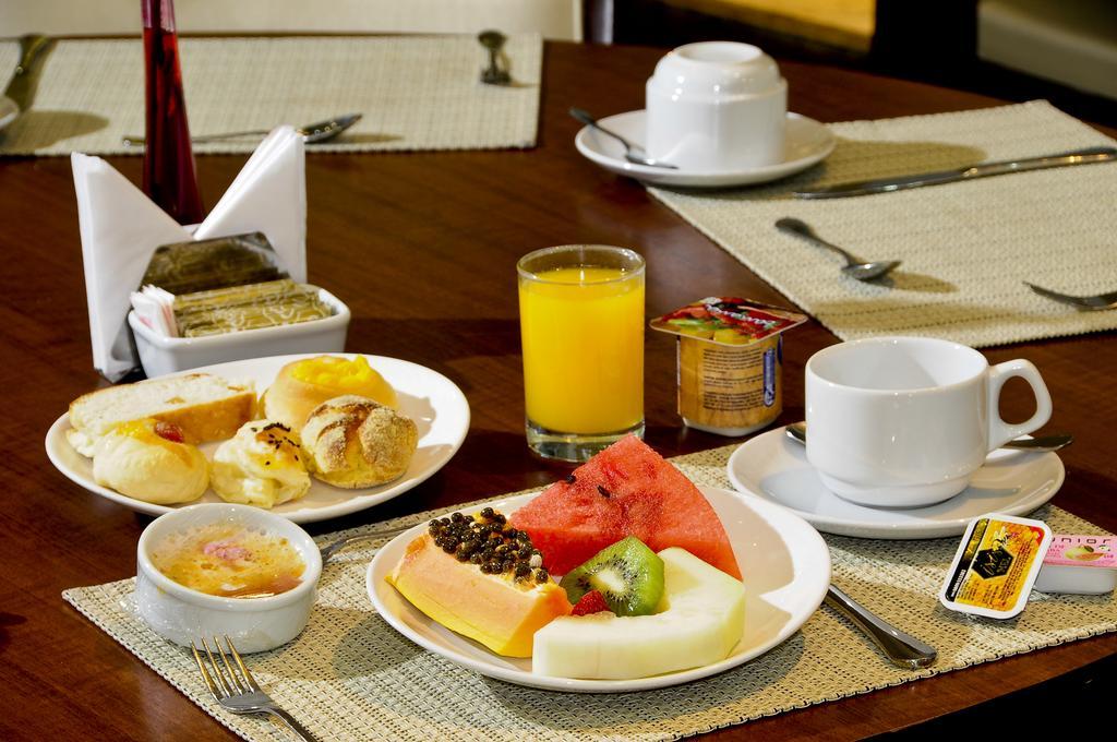 בלו הוריזונטה Bristol Merit Hotel מראה חיצוני תמונה
